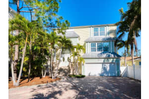 605 AVENIDA DE MAYO, SARASOTA, FL 34242 - MLS#MFRA4681389