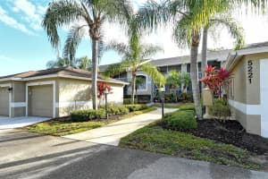 5221 MAHOGANY RUN AVENUE, SARASOTA, FL 34241 - MLS#MFRA4681424