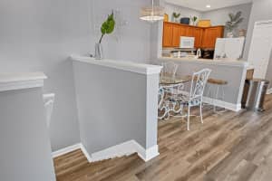 3774 PARKRIDGE CIRCLE, SARASOTA, FL 34243 - MLS#MFRA4681445