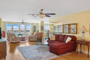 5200 BRITTANY DRIVE, ST PETERSBURG, FL 33715 - MLS#MFRA4681475