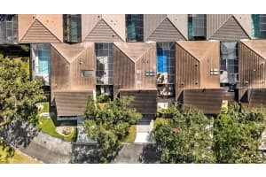 3820 GLEN OAKS MANOR DRIVE, SARASOTA, FL 34232 - MLS#MFRA4681493