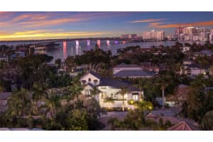 329 BIRD KEY DRIVE, SARASOTA, FL 34236 - MLS#MFRA4681496
