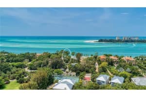 4050 Higel Ave Sarasota, FL 34242 - Off Market