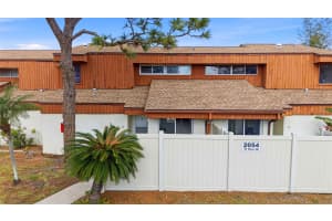 2054 SUNSET POINT ROAD, CLEARWATER, FL 33765 - MLS#MFRA4681555