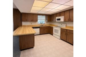 8212 STONER WOODS DRIVE, RIVERVIEW, FL 33569 - MLS#MFRA4681614