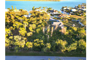 3552 DWIGHT STREET, PORT CHARLOTTE, FL 33981 - MLS#MFRA4681623