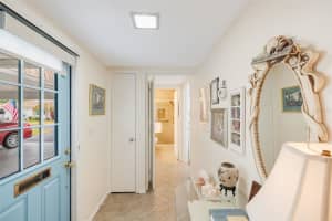 2717 RIVERBLUFF PLACE, SARASOTA, FL 34231 - MLS#MFRA4681632