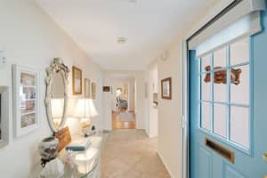 2717 RIVERBLUFF PLACE, SARASOTA, FL 34231 - MLS#MFRA4681632