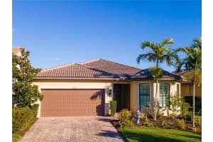 19770 Quisto St, VENICE