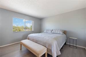 1540 GLEN OAKS DRIVE, SARASOTA, FL 34232 - MLS#MFRA4681696