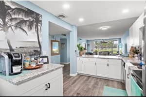 7461 COUNTRY CLUB DRIVE, SARASOTA, FL 34243 - MLS#MFRA4681776