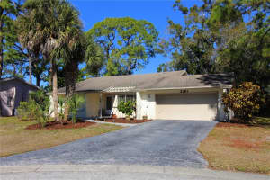 2181 Pine Gardens Trl, SARASOTA