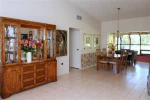 2181 PINE GARDENS TRAIL, SARASOTA, FL 34231 - MLS#MFRA4681808