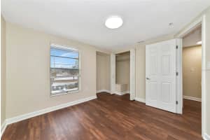 960 HIGHLAND STREET, SARASOTA, FL 34234 - MLS#MFRA4681849