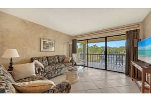 5183 LAKE VILLAGE DRIVE, SARASOTA, FL 34235 - MLS#MFRA4681857