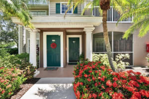 8932 MANOR LOOP, LAKEWOOD RANCH, FL 34202 - MLS#MFRA4681904