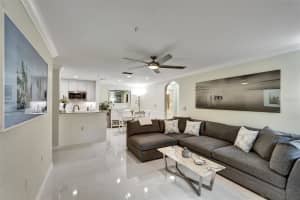 8932 MANOR LOOP, LAKEWOOD RANCH, FL 34202 - MLS#MFRA4681904