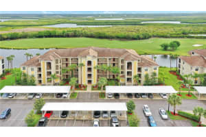 7019 River Hammock Dr #202 Bradenton, FL 34212 - Off Market