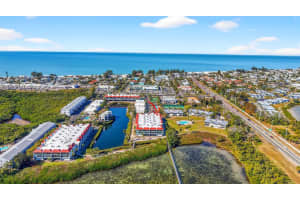 3805 BAY DRIVE, HOLMES BEACH, FL 34217 - MLS#MFRA4681942