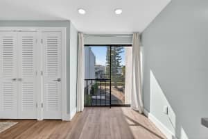 3805 BAY DRIVE, HOLMES BEACH, FL 34217 - MLS#MFRA4681942