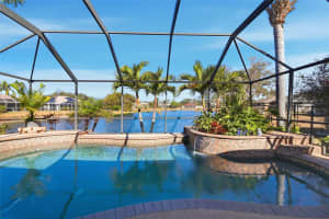 3619 78TH AVENUE, SARASOTA, FL 34243 - MLS#MFRA4681952