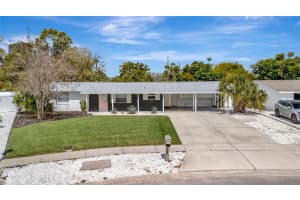 6426 COLONIAL DRIVE, SARASOTA, FL 34231 - MLS#MFRA4681958