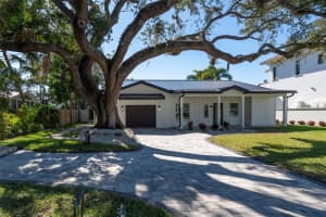 1834 BOUGAINVILLEA STREET, SARASOTA, FL 34239 - MLS#MFRA4681978
