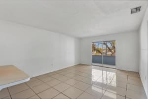 5503 FOUNTAIN LAKE CIRCLE, BRADENTON, FL 34207 - MLS#MFRA4682011