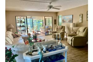 6002 OAK CREEK LANE, BRADENTON, FL 34210 - MLS#MFRA4682034