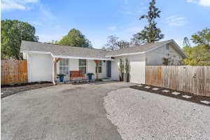 635 MELODY CIRCLE, SARASOTA, FL 34237 - MLS#MFRA4682047