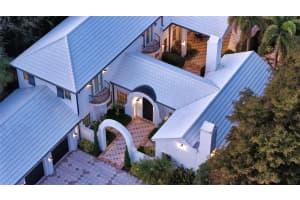 1729 CHEROKEE DRIVE, SARASOTA, FL 34239 - MLS#MFRA4682051