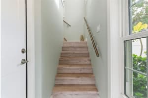 9211 MIDNIGHT PASS ROAD, SARASOTA, FL 34242 - MLS#MFRA4682065