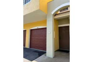 5600 BENTGRASS DRIVE, SARASOTA, FL 34235 - MLS#MFRA4682071