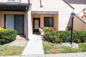 6211 TIMBER LAKE DRIVE, SARASOTA, FL 34243 - MLS#MFRA4682078