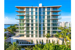 111 GOLDEN GATE POINT, SARASOTA, FL 34236 - MLS#MFRA4682088