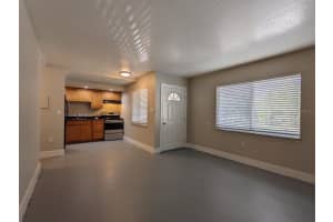 1090 COCOANUT AVENUE, SARASOTA, FL 34236 - MLS#MFRA4682102