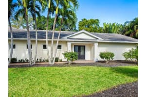 606 OWL WAY, SARASOTA, FL 34236 - MLS#MFRA4682117