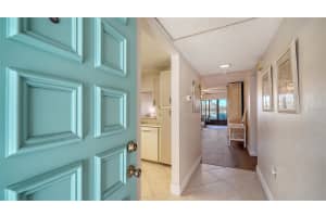 214 LAKEWOOD DRIVE, BRADENTON, FL 34210 - MLS#MFRA4682150