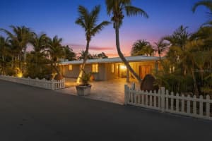 834 JUNGLE QUEEN WAY, LONGBOAT KEY, FL 34228 - MLS#MFRA4682236