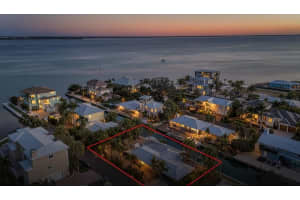 834 JUNGLE QUEEN WAY, LONGBOAT KEY, FL 34228 - MLS#MFRA4682236