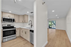 6304 POINTE WEST BOULEVARD, BRADENTON, FL 34209 - MLS#MFRA4682293