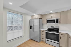 6304 POINTE WEST BOULEVARD, BRADENTON, FL 34209 - MLS#MFRA4682293