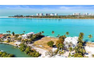 3550 BAYOU LOUISE LANE, SARASOTA, FL 34242 - MLS#MFRA4682294