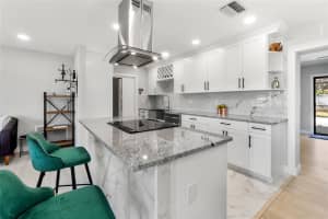 11245 69TH AVENUE, SEMINOLE, FL 33772 - MLS#MFRA4682343