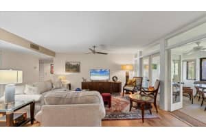 4957 CROSS CREEK ROAD, SARASOTA, FL 34231 - MLS#MFRA4682348