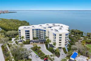 2120 HARBOURSIDE DRIVE, LONGBOAT KEY, FL 34228 - MLS#MFRA4682349