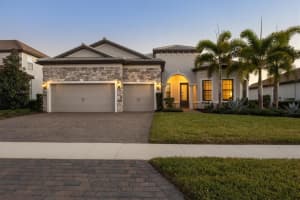 7885 Mainsail Ln, SARASOTA