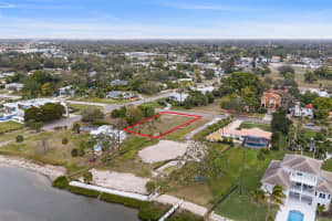 7510 WESTMORELAND DRIVE, SARASOTA, FL 34243 - MLS#MFRA4682369