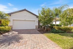 19393 CRUISE DRIVE, VENICE, FL 34292 - MLS#MFRA4682391
