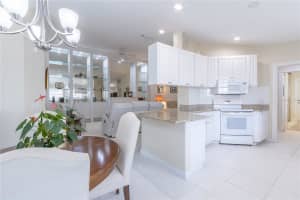 8876 ESTEPONA COURT, SARASOTA, FL 34238 - MLS#MFRA4682408